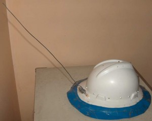 Antenna mounted on hat